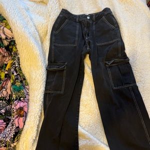 black tilly’s full tilt cargos - small, short
